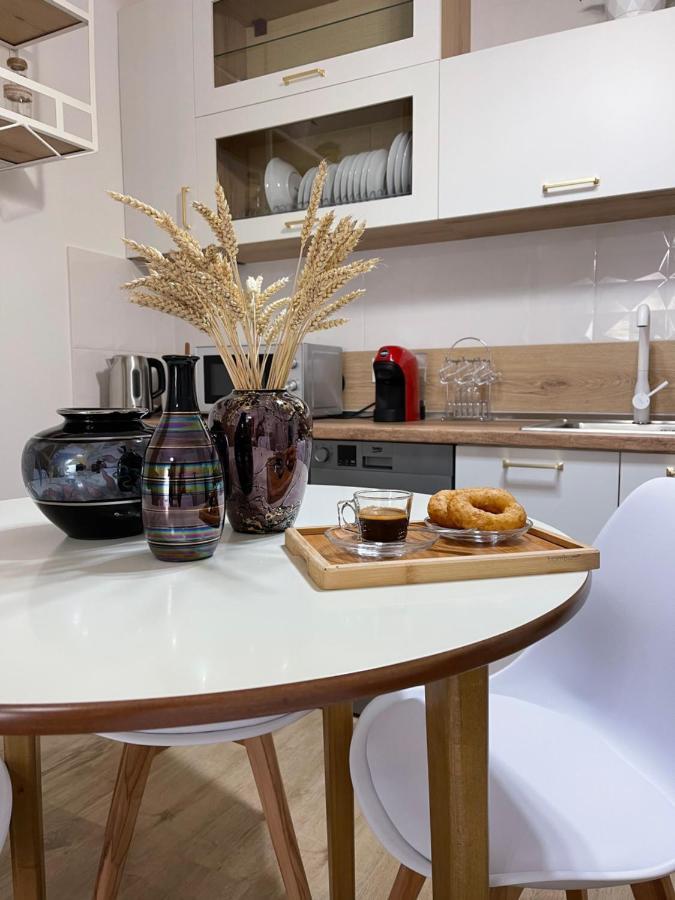 Kesa Apartment 科尔察 外观 照片